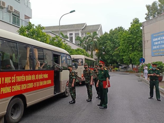 Covid-19: les médecins militaires viennent en aide à Hô Chi Minh-Ville et à Binh Duong ảnh 2 Covid-19: les médecins militaires viennent en aide à Hô Chi Minh-Ville et à Binh Duong ảnh 2