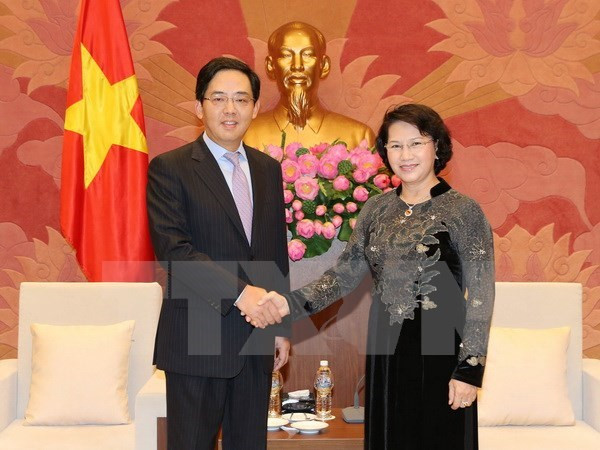 La vice-présidente de l’AN Nguyen Thi Kim Ngan reçoit les ambassadeurs chinois et australien ảnh 1 La vice-présidente de l’AN Nguyen Thi Kim Ngan reçoit les ambassadeurs chinois et australien ảnh 1