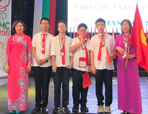 Maths: le Vietnam brille au BIMC 2018 en Bulgarie ảnh 1 Maths: le Vietnam brille au BIMC 2018 en Bulgarie ảnh 1