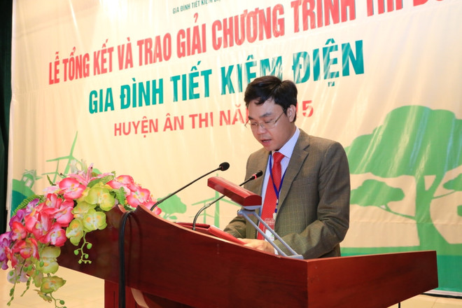 Hung Yên : programme “La famille économise l'électricité 2015” ảnh 1 Hung Yên : programme “La famille économise l'électricité 2015” ảnh 1