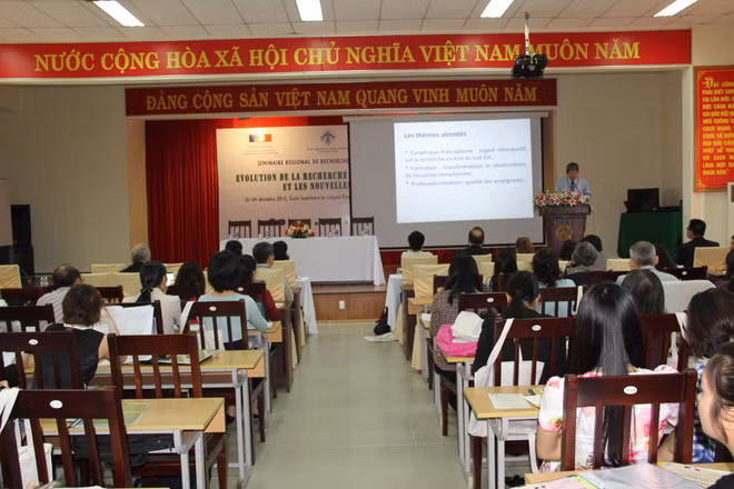 Thua Thien-Hue : séminaire régional de recherche francophone 2015 ảnh 1 Thua Thien-Hue : séminaire régional de recherche francophone 2015 ảnh 1