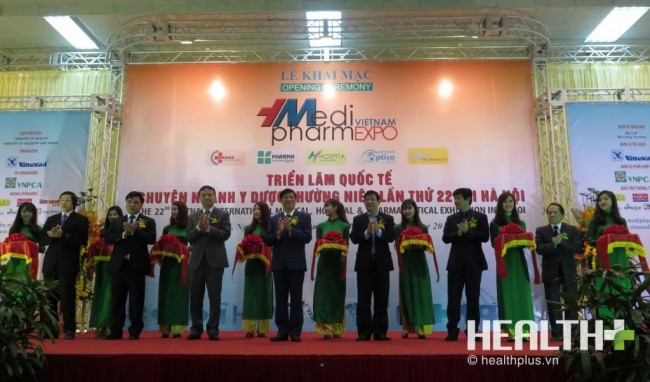 Ouverture de la "Vietnam Medi-Pharm Expo 2015" à Hanoi ảnh 1 Ouverture de la "Vietnam Medi-Pharm Expo 2015" à Hanoi ảnh 1