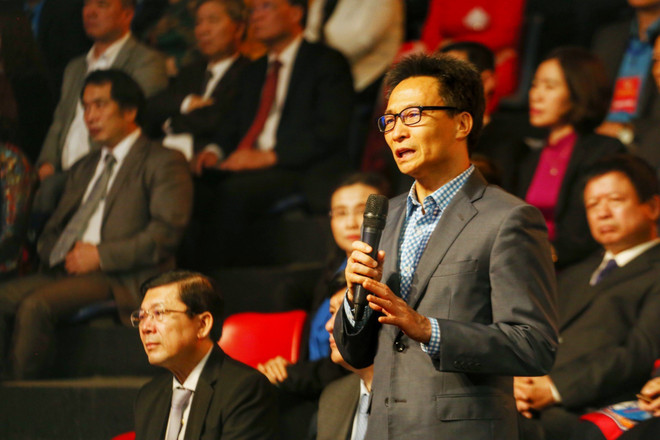 "Vietnam-Aspiration à la paix", un programme honorant les forces au front contre le COVID-19 ảnh 2  "Vietnam-Aspiration à la paix", un programme honorant les forces au front contre le COVID-19 ảnh 2