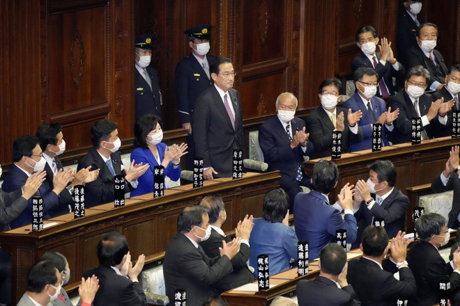 Félicitations du Vietnam à des dirigeants japonais ảnh 1 Félicitations du Vietnam à des dirigeants japonais ảnh 1