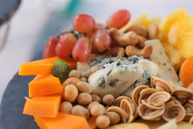 Quand le fromage français s'unit aux saveurs locales ảnh 3