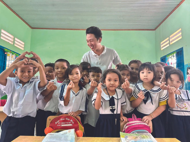 Dévouement d’un jeune professeur d’art en milieu rural ảnh 1 Dévouement d’un jeune professeur d’art en milieu rural ảnh 1