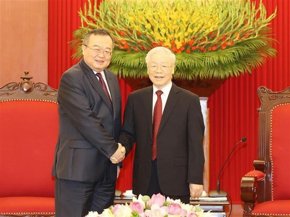 Le leader du PCV reçoit le chef du Département de liaison internationale du CC du PCC ảnh 1 Le leader du PCV reçoit le chef du Département de liaison internationale du CC du PCC ảnh 1