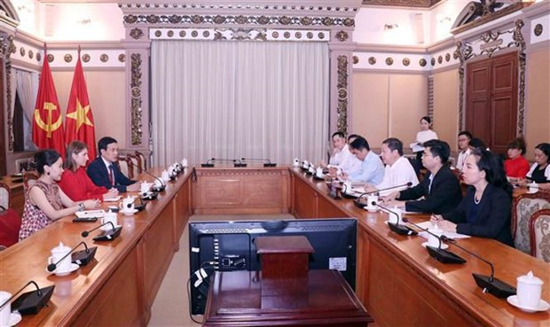 HCM-Ville et la chaîne d'information CNN travaillent sur la promotion du tourisme ảnh 1 HCM-Ville et la chaîne d'information CNN travaillent sur la promotion du tourisme ảnh 1