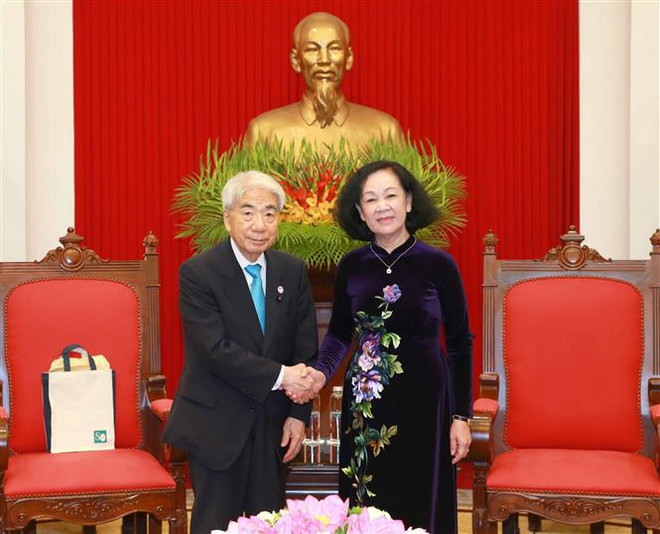 La permanente du Secrétariat reçoit le président de la Chambre des conseillers du Japon ảnh 1 La permanente du Secrétariat reçoit le président de la Chambre des conseillers du Japon ảnh 1
