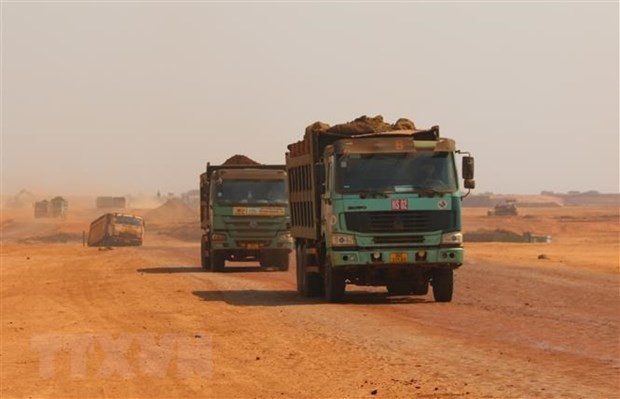 Le PM demande d'accélérer les projets de transport nationaux importants ảnh 2