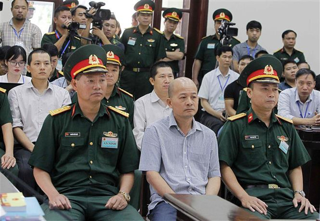 Le procès de Dinh Ngoc Hê et ses complices s’ouvre à Hanoi ảnh 1 Le procès de Dinh Ngoc Hê et ses complices s’ouvre à Hanoi ảnh 1