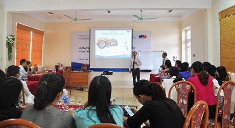 AEC : opportunités et défis pour les ressources humaines du tourisme vietnamien ảnh 3 AEC : opportunités et défis pour les ressources humaines du tourisme vietnamien ảnh 3