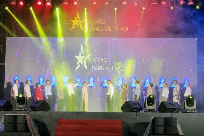 Lancement de la semaine d’«Identification des produits vietnamiens » à Ho Chi Minh-Ville ảnh 1 Lancement de la semaine d’«Identification des produits vietnamiens » à Ho Chi Minh-Ville ảnh 1