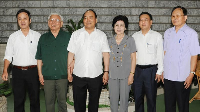 Le PM rencontre les responsables de l’Association des Anciens jeunes volontaires du Vietnam ảnh 1 Le PM rencontre les responsables de l’Association des Anciens jeunes volontaires du Vietnam ảnh 1
