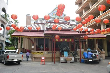 Inauguration de la plaque en vietnamien de deux pagodes à Bangkok ảnh 1 Inauguration de la plaque en vietnamien de deux pagodes à Bangkok ảnh 1