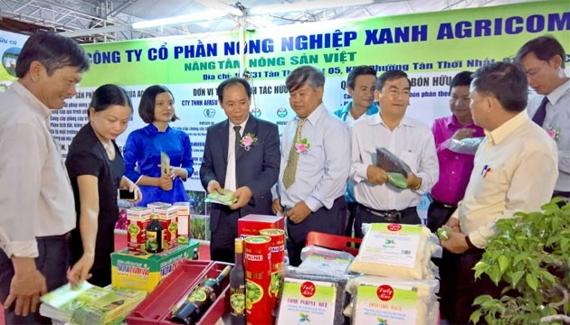 Ouverture de la Foire agricole, industrielle et commerciale de la région du Centre méridional ảnh 1 Ouverture de la Foire agricole, industrielle et commerciale de la région du Centre méridional ảnh 1