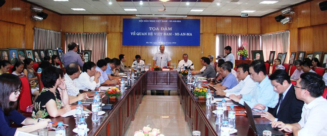 Colloque sur les relations Vietnam-Myanmar ảnh 1 Colloque sur les relations Vietnam-Myanmar ảnh 1