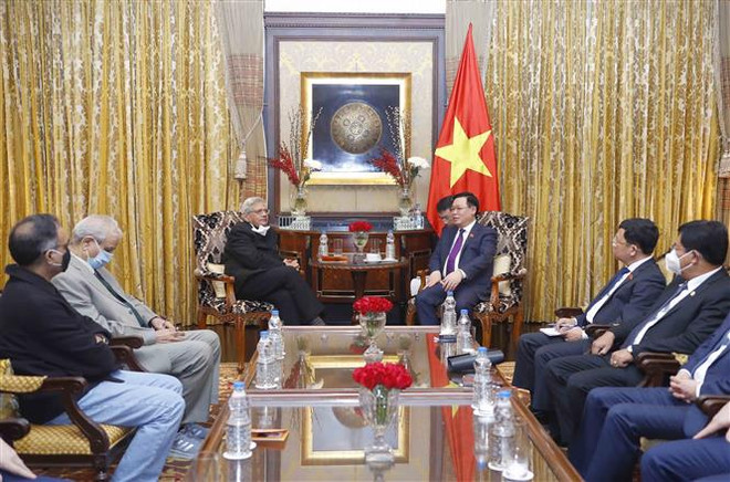 Le président de l’Assemblée nationale rencontre des dirigeants de plusieurs partis indiens ảnh 2 Le président de l’Assemblée nationale rencontre des dirigeants de plusieurs partis indiens ảnh 2