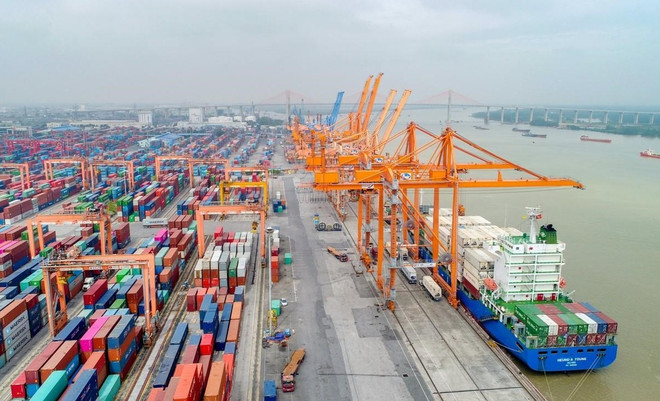 Le transport interrégional favorise le développement des ports maritimes ảnh 1 Le transport interrégional favorise le développement des ports maritimes ảnh 1