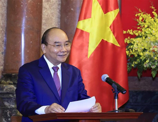 Le président Nguyên Xuân Phuc remet ses décisions de nomination à 26 ambassadeurs ảnh 2 Le président Nguyên Xuân Phuc remet ses décisions de nomination à 26 ambassadeurs ảnh 2