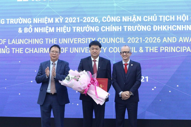 L’USTH ambitionne de devenir une école de niveau international ảnh 1 L’USTH ambitionne de devenir une école de niveau international ảnh 1