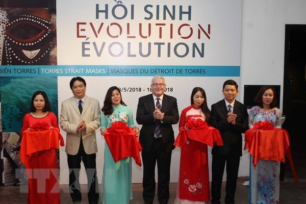 Des masques du détroit de Torrès exposés à Hanoï ảnh 1