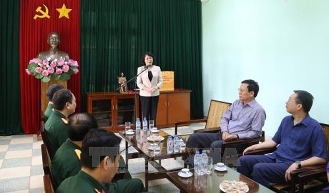 Activités à l’occasion du 128e anniversaire du Président Hô Chi Minh ảnh 1 Activités à l’occasion du 128e anniversaire du Président Hô Chi Minh ảnh 1