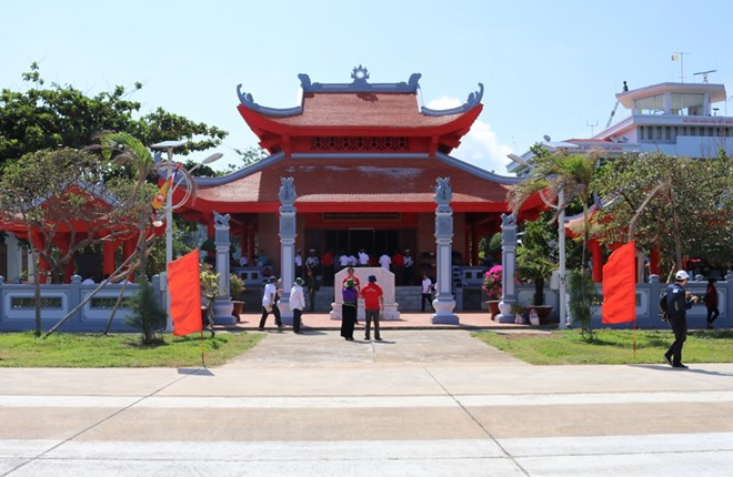 Activités à l’occasion du 128e anniversaire du Président Hô Chi Minh ảnh 3 Activités à l’occasion du 128e anniversaire du Président Hô Chi Minh ảnh 3