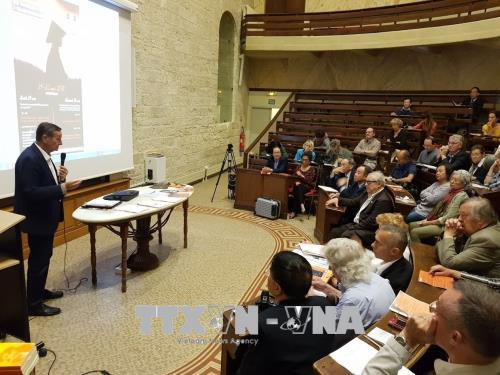 Un colloque en France réfléchit sur le scandale sanitaire de l’agent orange ảnh 1 Un colloque en France réfléchit sur le scandale sanitaire de l’agent orange ảnh 1