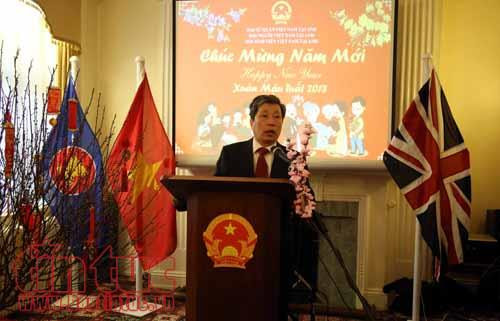 Les Vietnamiens au Royaume-Uni et au Canada fêtent le Nouvel An lunaire ảnh 1 Les Vietnamiens au Royaume-Uni et au Canada fêtent le Nouvel An lunaire ảnh 1