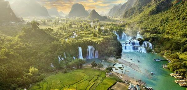 Vietnam-Chine : coopération pilote dans la visite de Cascade de Ban Gioc - Chute de Detian ảnh 1 Vietnam-Chine : coopération pilote dans la visite de Cascade de Ban Gioc - Chute de Detian ảnh 1