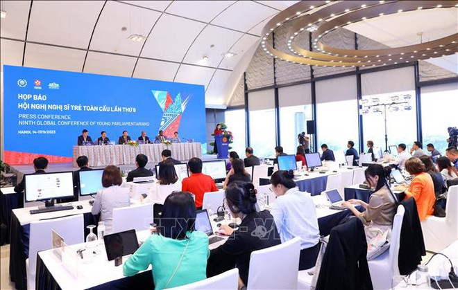 Clôture de la 9e Conférence mondiale des jeunes parlementaires ảnh 5 Clôture de la 9e Conférence mondiale des jeunes parlementaires ảnh 5