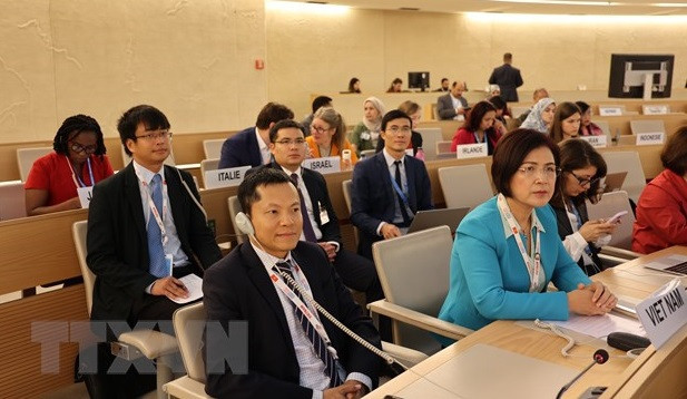 Le Vietnam appelle à garantir les droits de l'homme pour le développement durable ảnh 1 Le Vietnam appelle à garantir les droits de l'homme pour le développement durable ảnh 1
