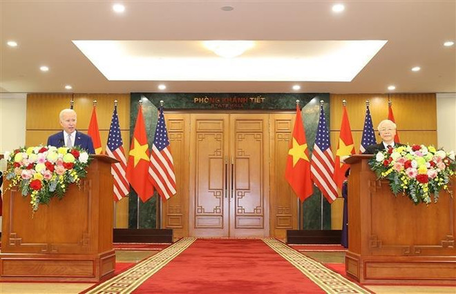 La visite du président américain au Vietnam ouvre une nouvelle phase pour la paix, la coopération et le développement durable ảnh 2 La visite du président américain au Vietnam ouvre une nouvelle phase pour la paix, la coopération et le développement durable ảnh 2