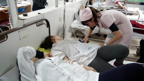 Nécessité des infirmiers pour aider les malades ảnh 1 Nécessité des infirmiers pour aider les malades ảnh 1