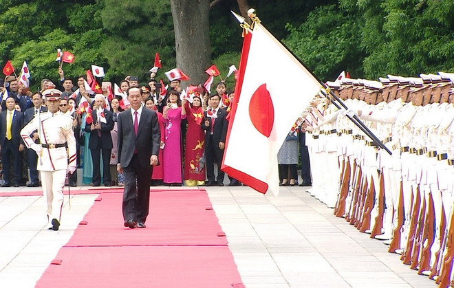 La cérémonie d’accueil du président Tran Dai Quang vue par les médias japonais ảnh 1 La cérémonie d’accueil du président Tran Dai Quang vue par les médias japonais ảnh 1