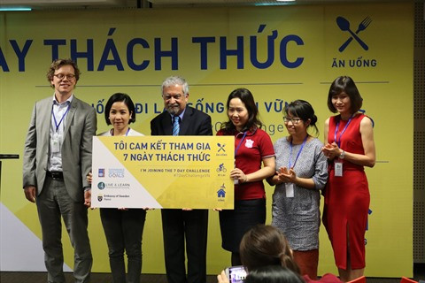 Manger et boire tous ensemble de manière propre pour un mode de vie durable ảnh 1 Manger et boire tous ensemble de manière propre pour un mode de vie durable ảnh 1