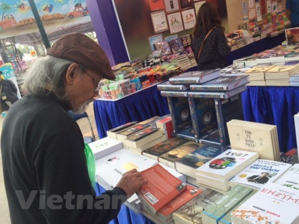 Ouverture de la 5e Journée des livres du Vietnam 2018 ảnh 1 Ouverture de la 5e Journée des livres du Vietnam 2018 ảnh 1