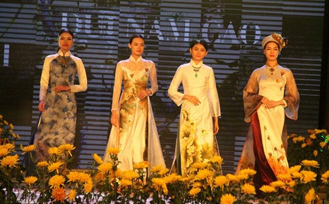 Du fil à l’étoffe, mettre en valeur la soie vietnamienne ảnh 2