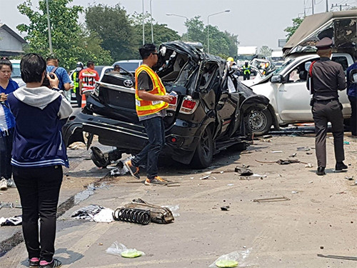 Thaïlande : les accidents routiers en hausse pendant la fête Songkran ảnh 1 Thaïlande : les accidents routiers en hausse pendant la fête Songkran ảnh 1