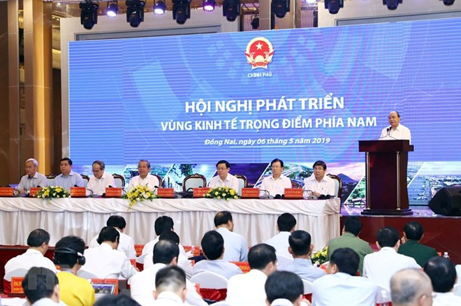 Le PM exhorte à doper la croissance de la région économique clé du Sud ảnh 1 Le PM exhorte à doper la croissance de la région économique clé du Sud ảnh 1