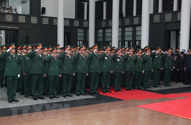 Plus d’un millier de délégations ont rendu hommage à l’ancien président Le Duc Anh ảnh 1 Plus d’un millier de délégations ont rendu hommage à l’ancien président Le Duc Anh ảnh 1