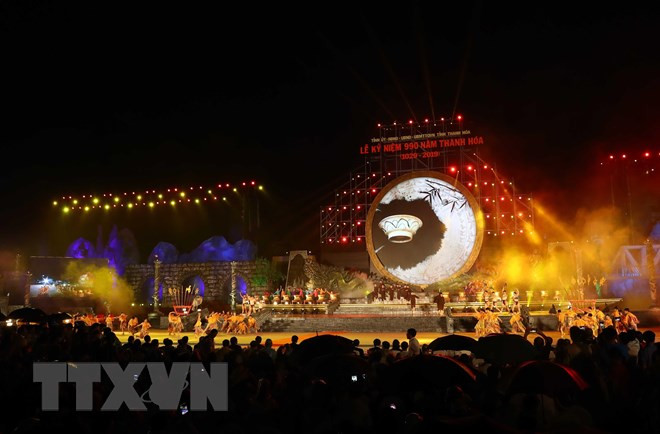 Le PM assiste au 990e anniversaire de la province de Thanh Hoa ảnh 2 Le PM assiste au 990e anniversaire de la province de Thanh Hoa ảnh 2