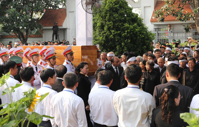 Cérémonie d’enterrement de l’ancien président Le Duc Anh à Ho Chi Minh-Ville ảnh 1 Cérémonie d’enterrement de l’ancien président Le Duc Anh à Ho Chi Minh-Ville ảnh 1