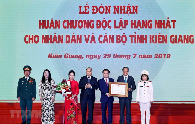 Le PM félicite Kien Giang pour ses efforts en faveur du développement socio économique ảnh 1 Le PM félicite Kien Giang pour ses efforts en faveur du développement socio économique ảnh 1