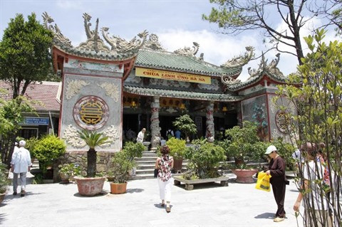 Un village français modèle réduit sur le mont Bà Nà ảnh 2 Un village français modèle réduit sur le mont Bà Nà ảnh 2