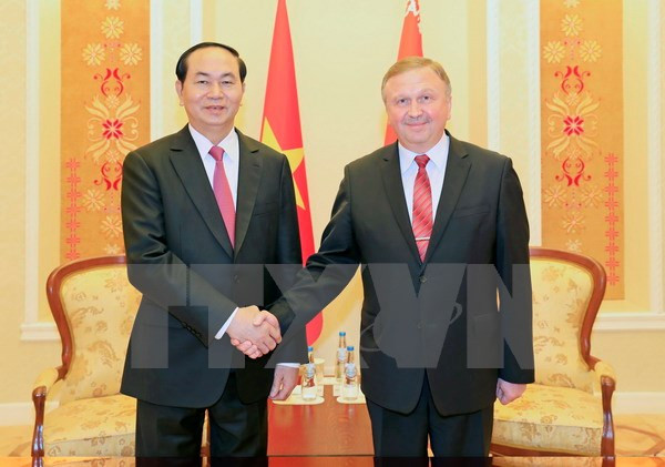 Le président Tran Dai Quang rencontre des dirigeants biélorusses ảnh 2 Le président Tran Dai Quang rencontre des dirigeants biélorusses ảnh 2