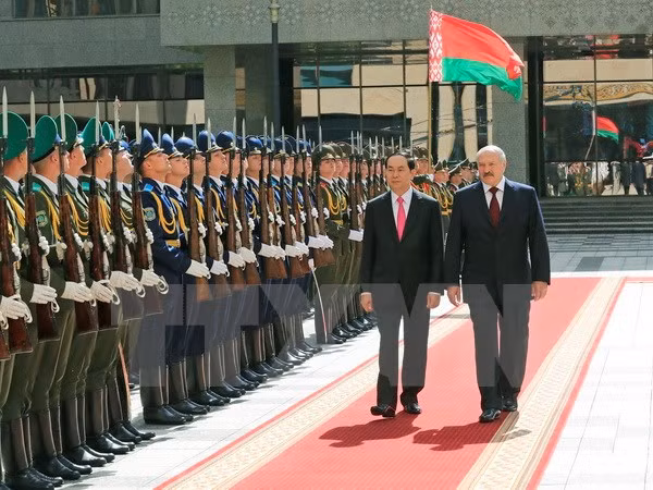 Vietnam et Biélorussie ciblent 500 millions de dollars dans le commerce bilatéral ảnh 1