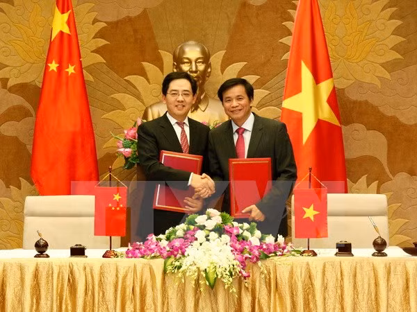 L'Assemblée nationale reçoit un cadeau du gouvernement chinois ảnh 1