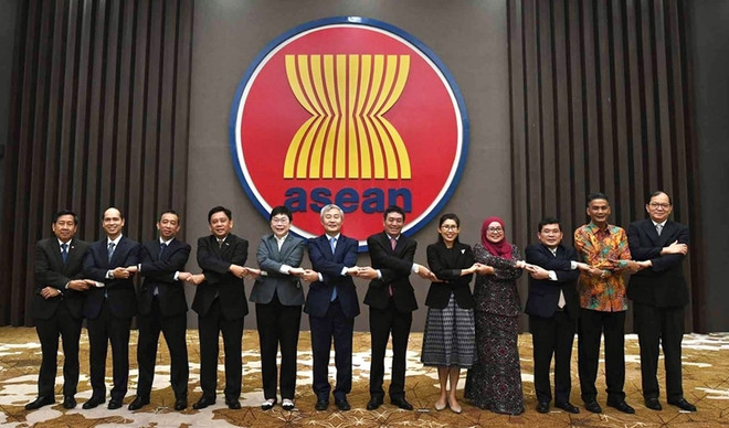 Le Vietnam copréside la réunion du Comité de coopération commune ASEAN-R. de Corée ảnh 1 Le Vietnam copréside la réunion du Comité de coopération commune ASEAN-R. de Corée ảnh 1